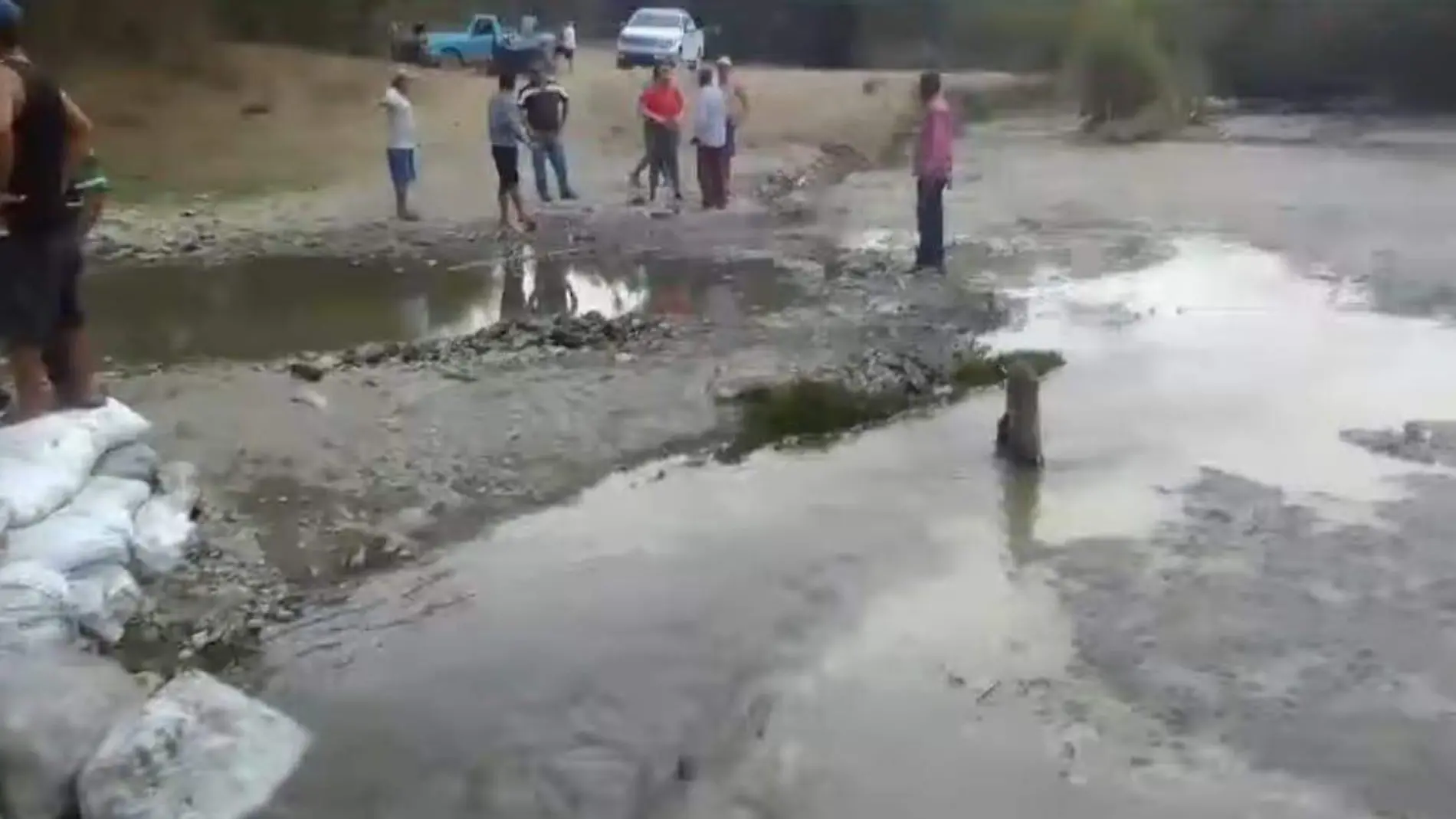 CIERRAN RIO